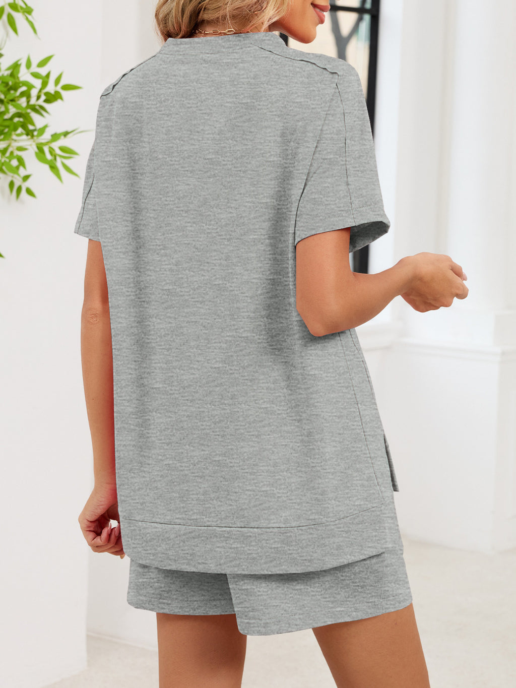 2ae76ad70bc9460dbbb534a6a218b354-Max