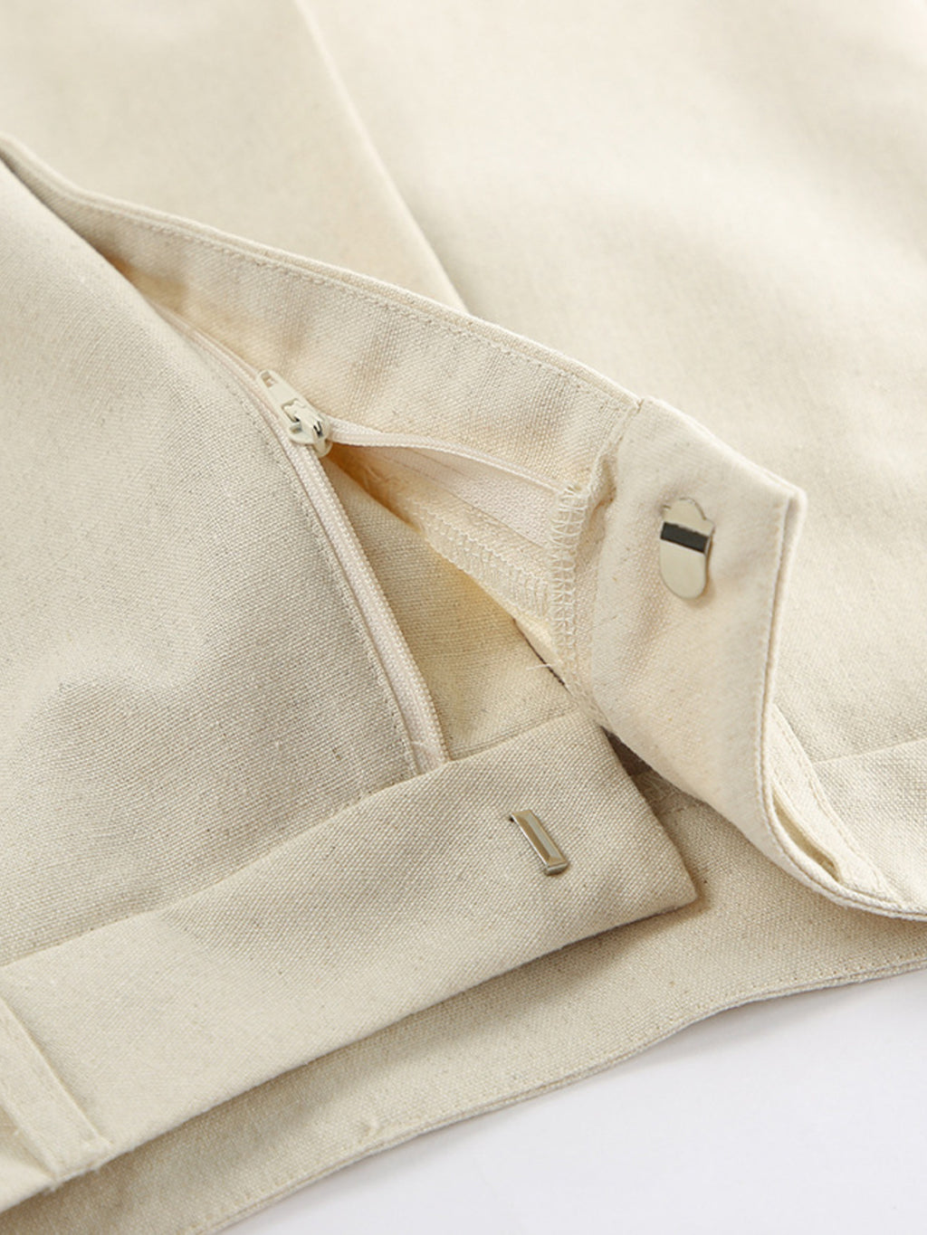 95f137e5502c401dabb7c27bc5dea8fa-Max