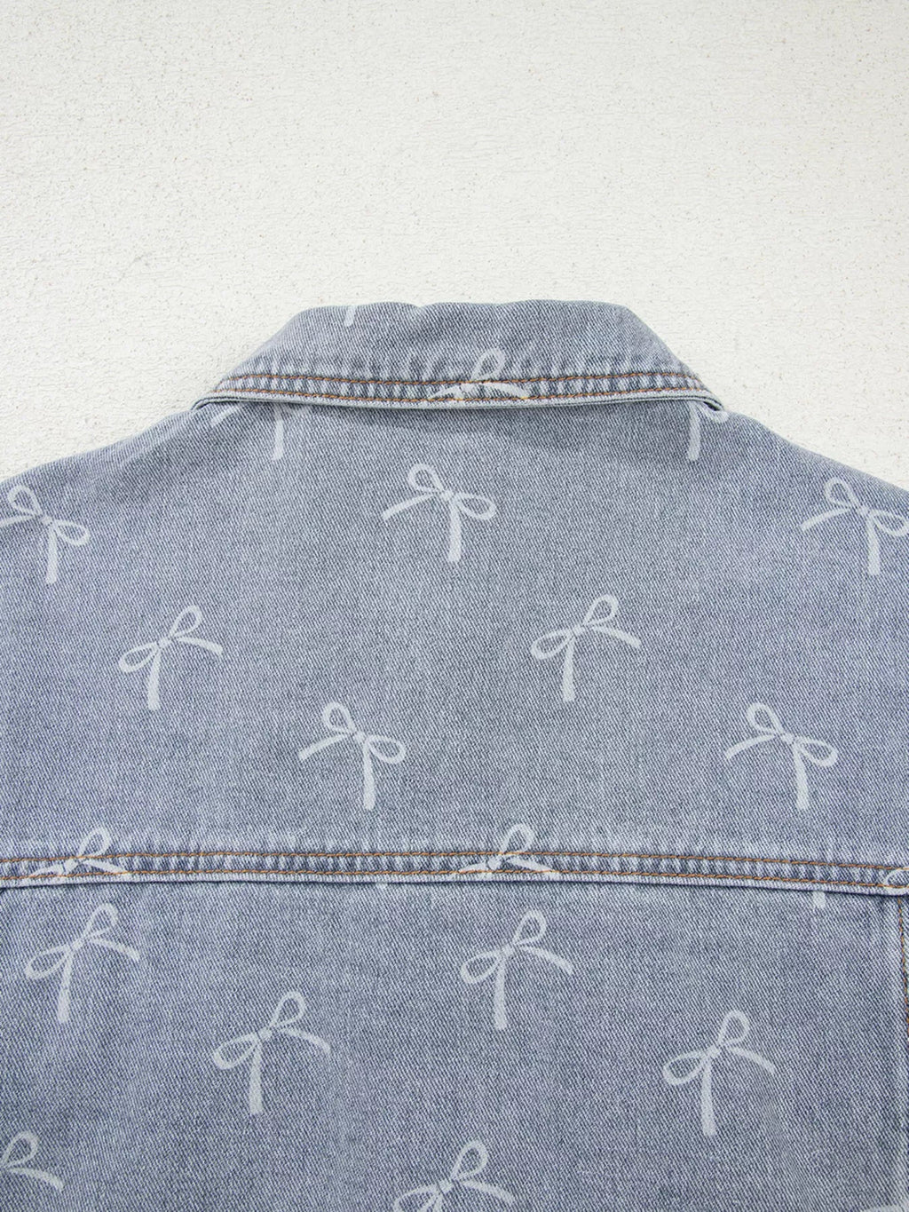 Bow Knot Print Light Wash Raw Hem Denim Jacket - Lara Moda