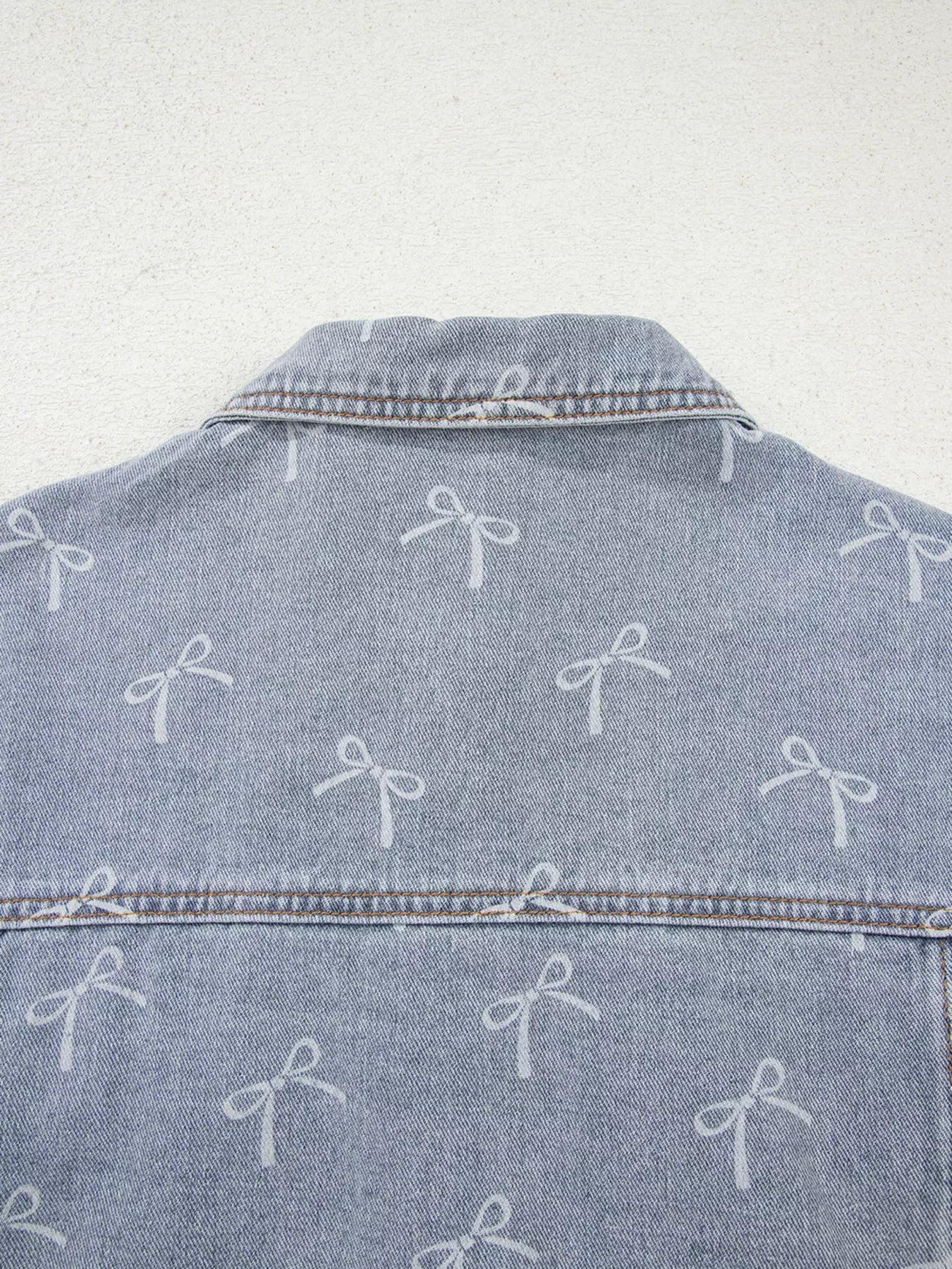 Bow Knot Print Light Wash Raw Hem Denim Jacket - Lara Moda