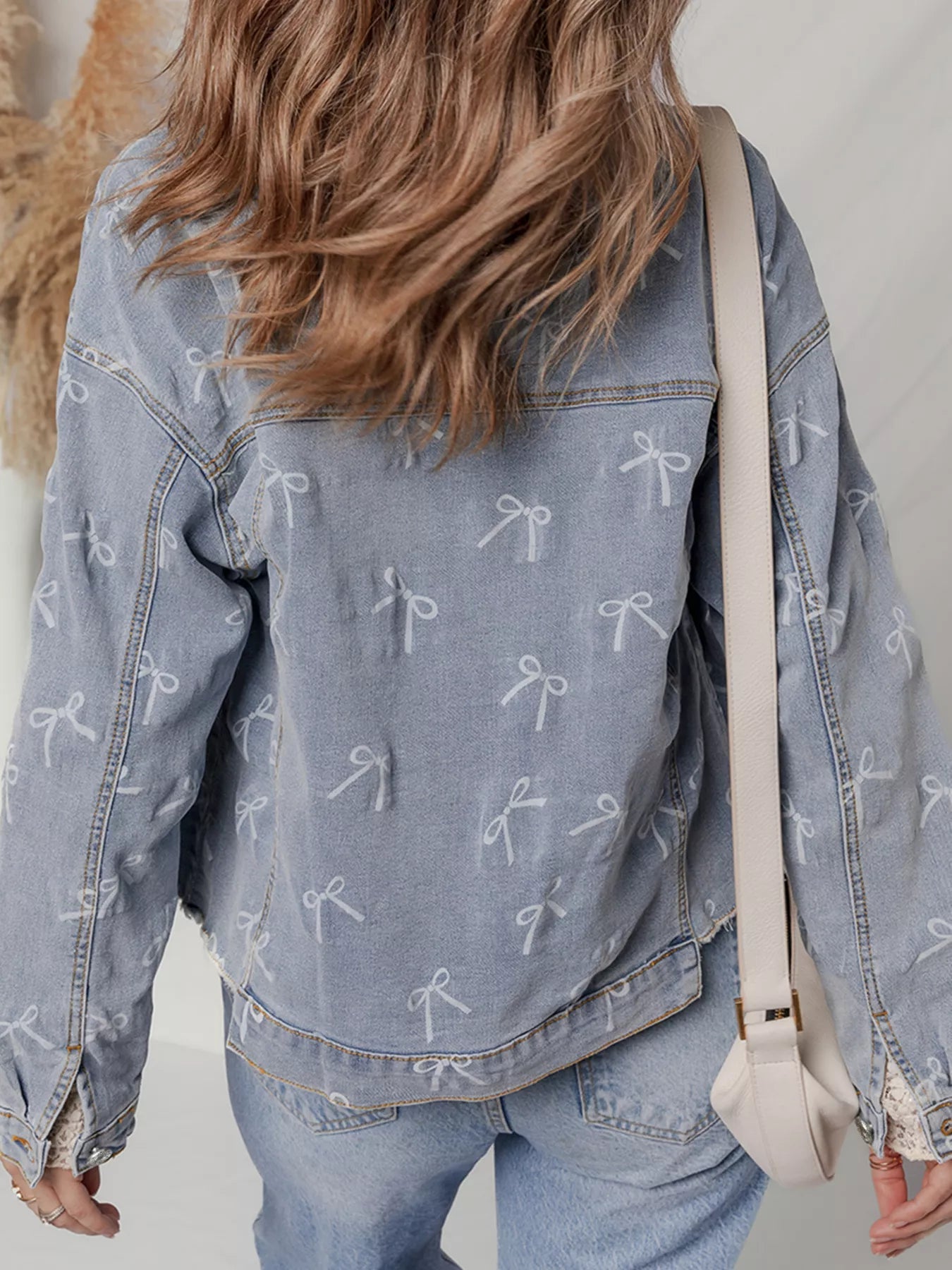Bow Knot Print Light Wash Raw Hem Denim Jacket - Lara Moda