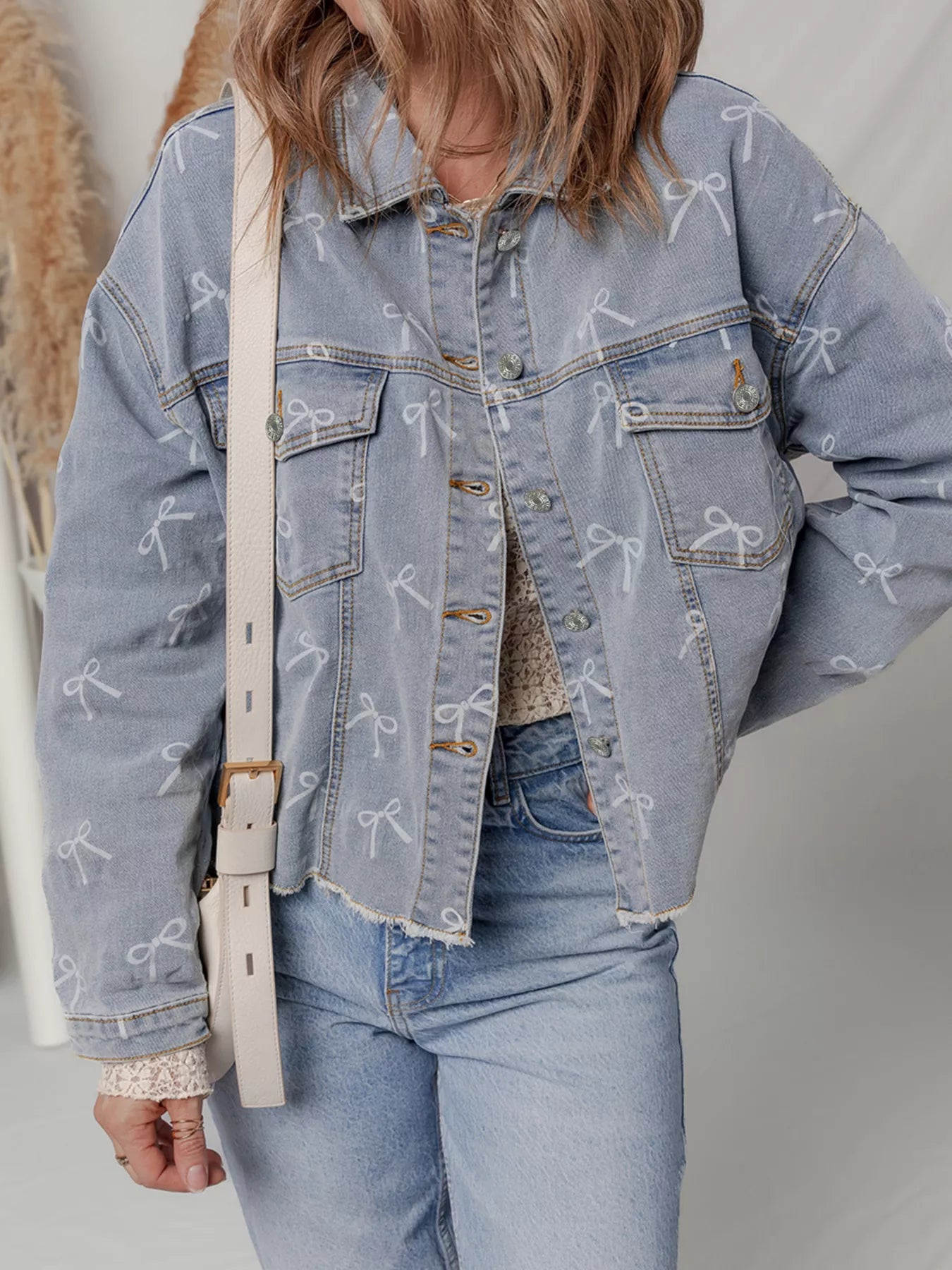 Bow Knot Print Light Wash Raw Hem Denim Jacket - Lara Moda