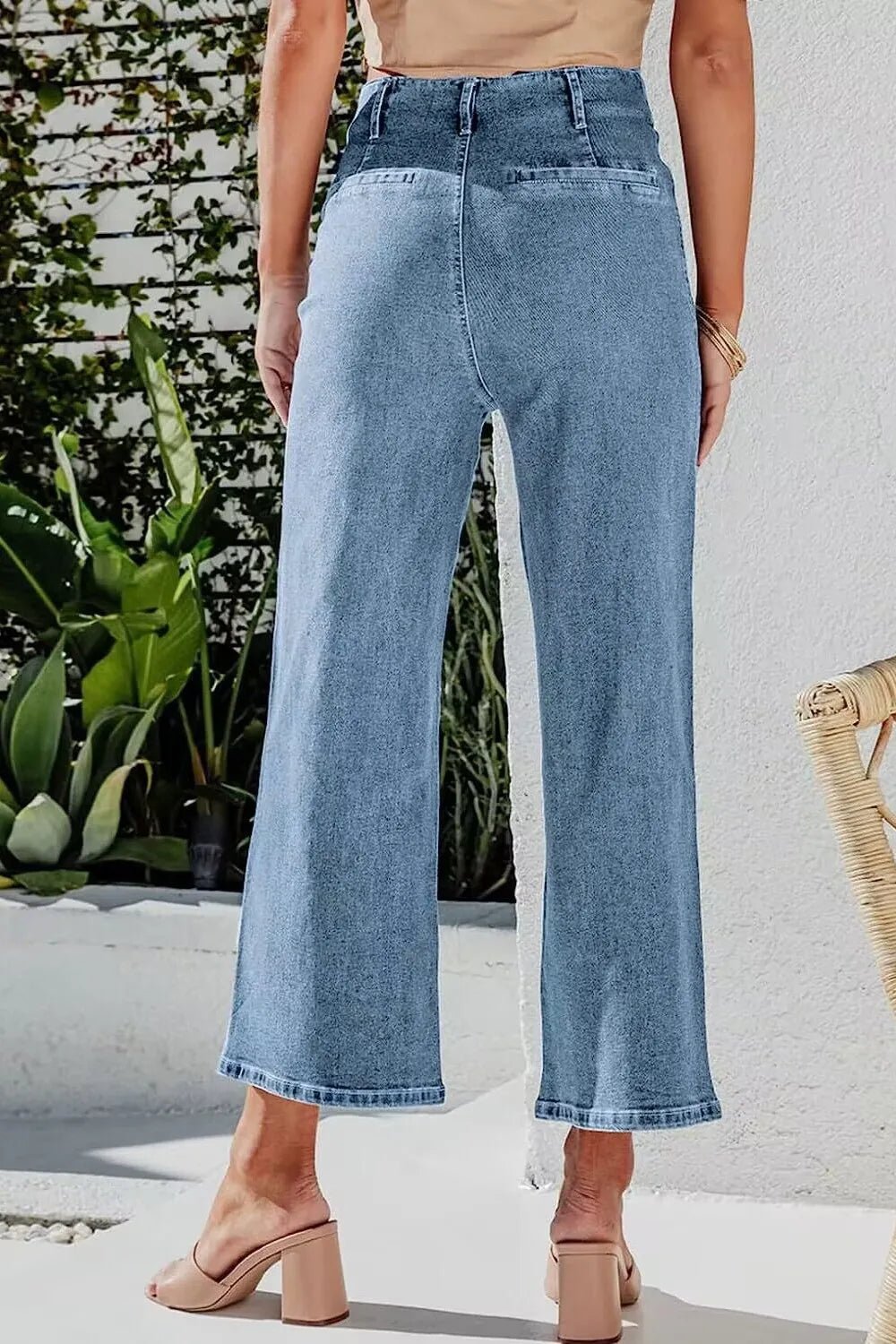 Button Fly Cropped Wide Leg Jeans - Lara Moda
