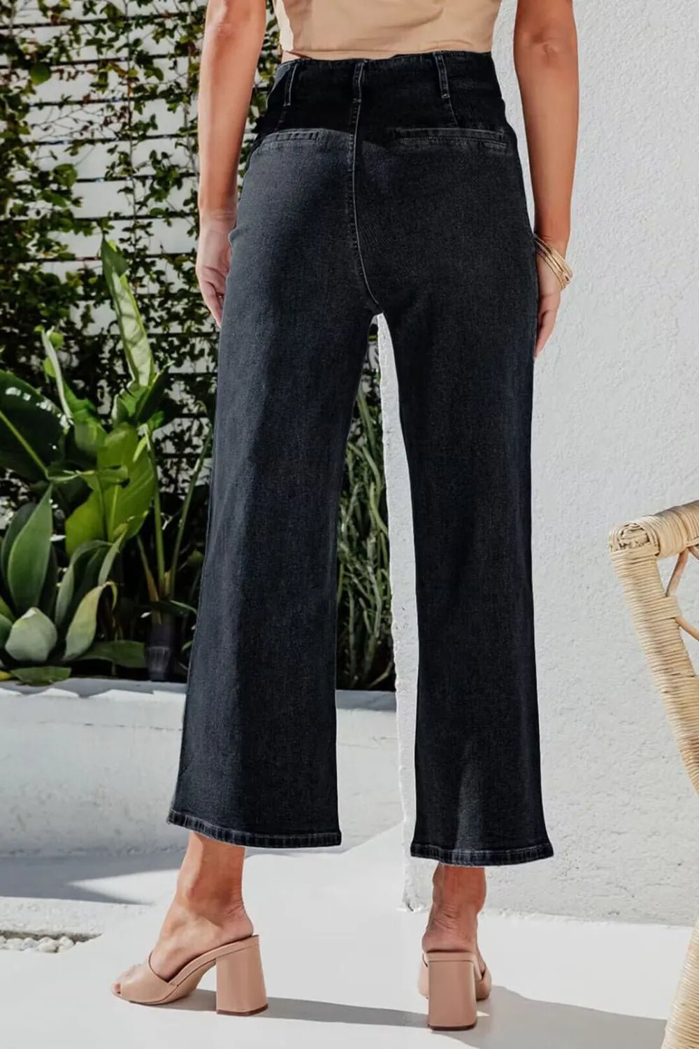 Button Fly Cropped Wide Leg Jeans - Lara Moda