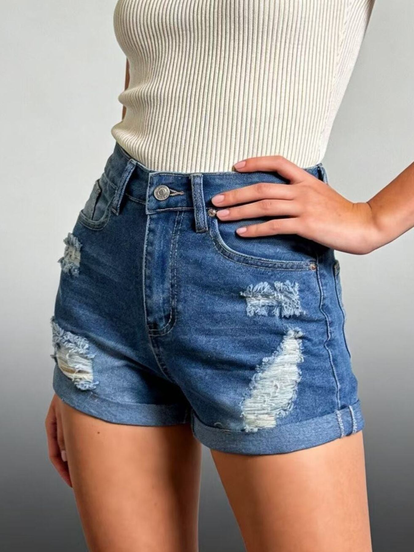 Distressed High-Waisted Denim Shorts - Lara Moda