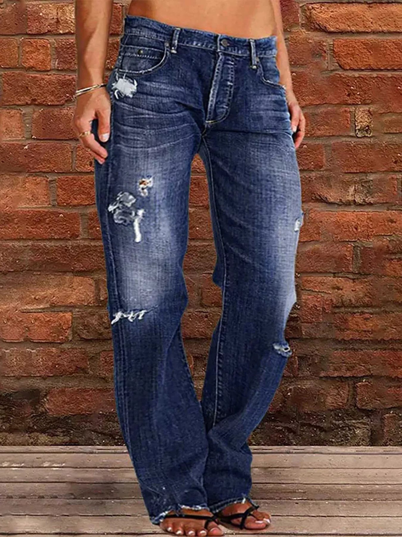 Distressed Loose Fit Jeans - Lara Moda