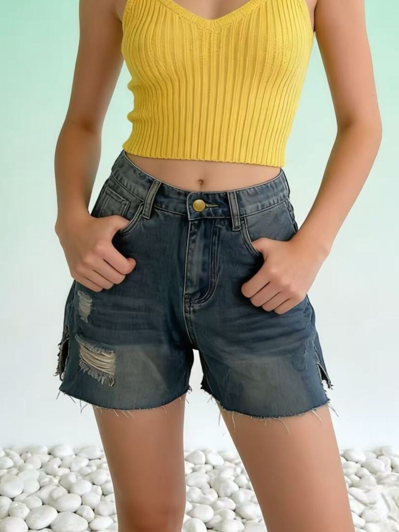 Distressed Slit Denim Shorts - Lara Moda