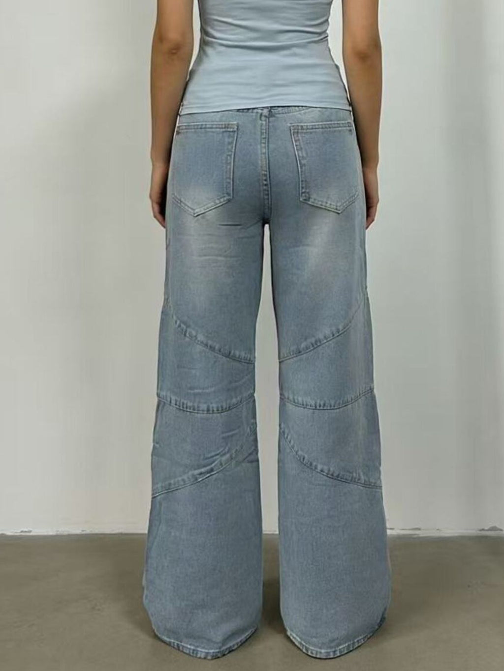 f6f66d51-da56-43f5-8e50-30de3c60624b-Max