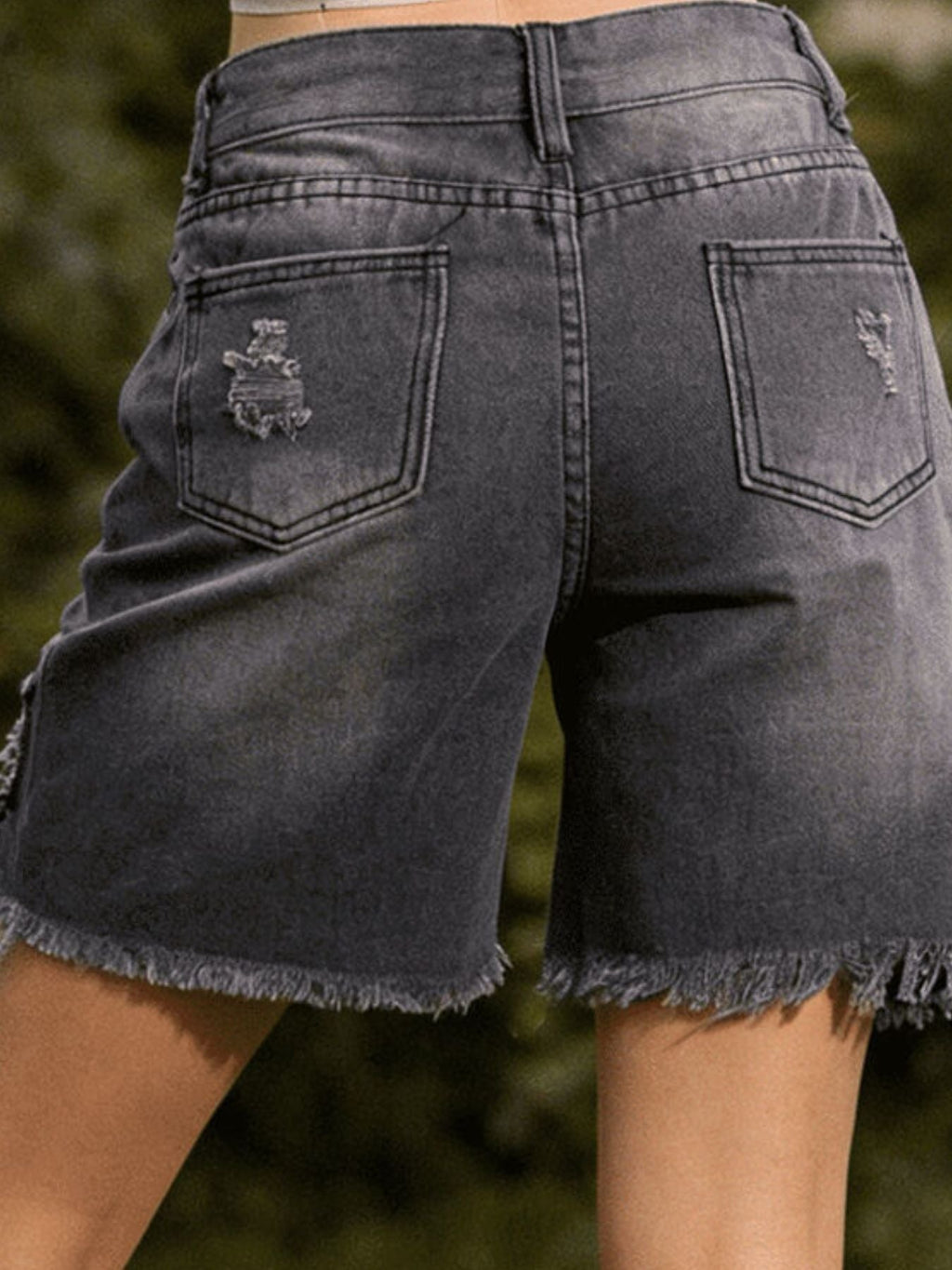 Full Size Ripped Frayed Hem Denim Shorts Plus Size - Lara Moda