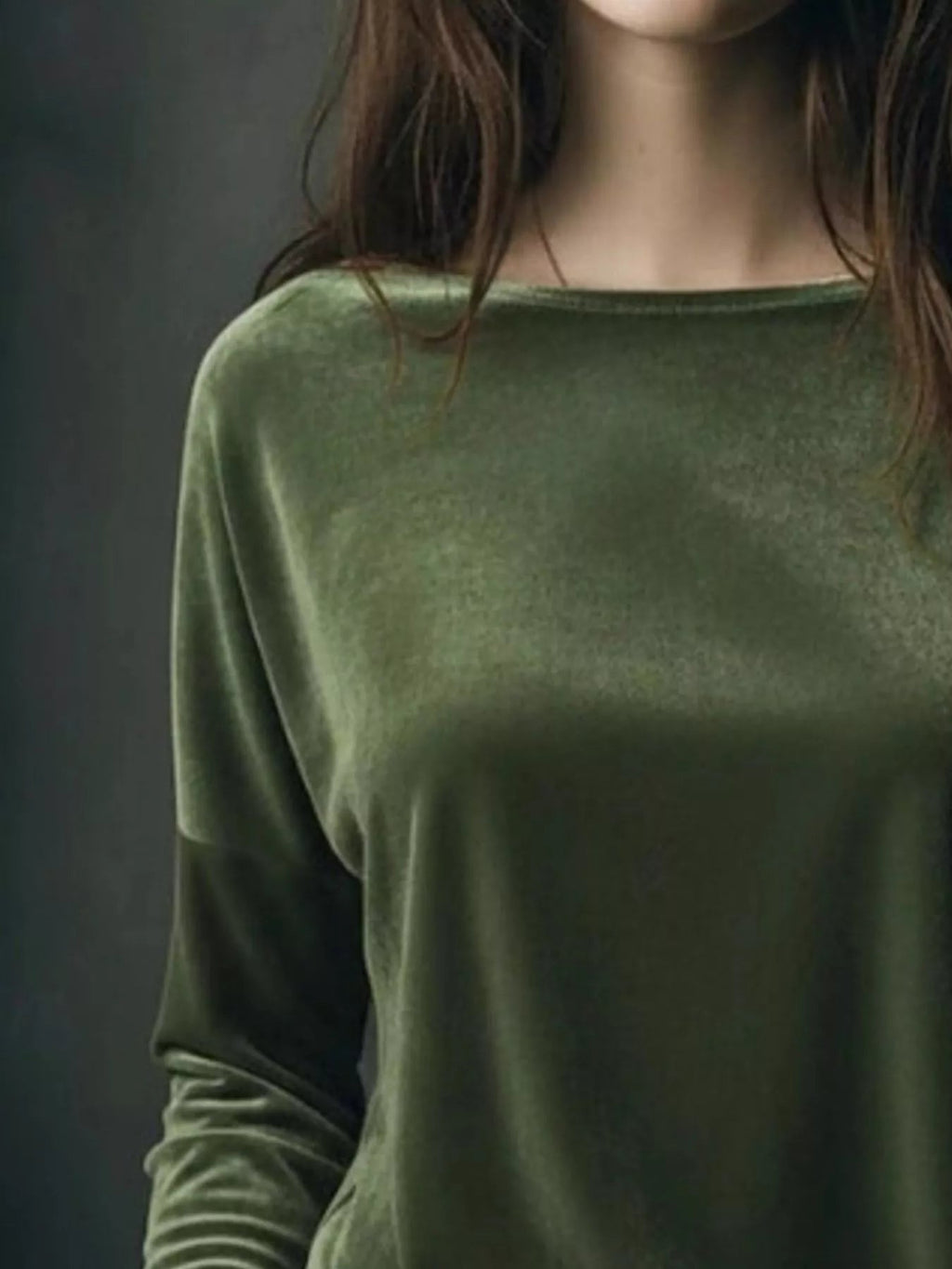 Full Size Velvet Long Sleeve T-Shirt Plus Size - Lara Moda