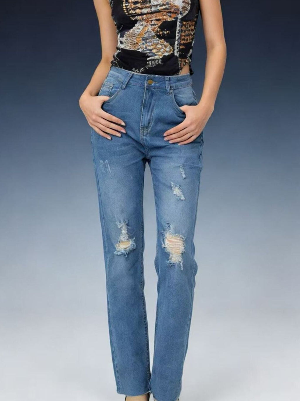 High-Waisted Distressed Jeans - Lara Moda