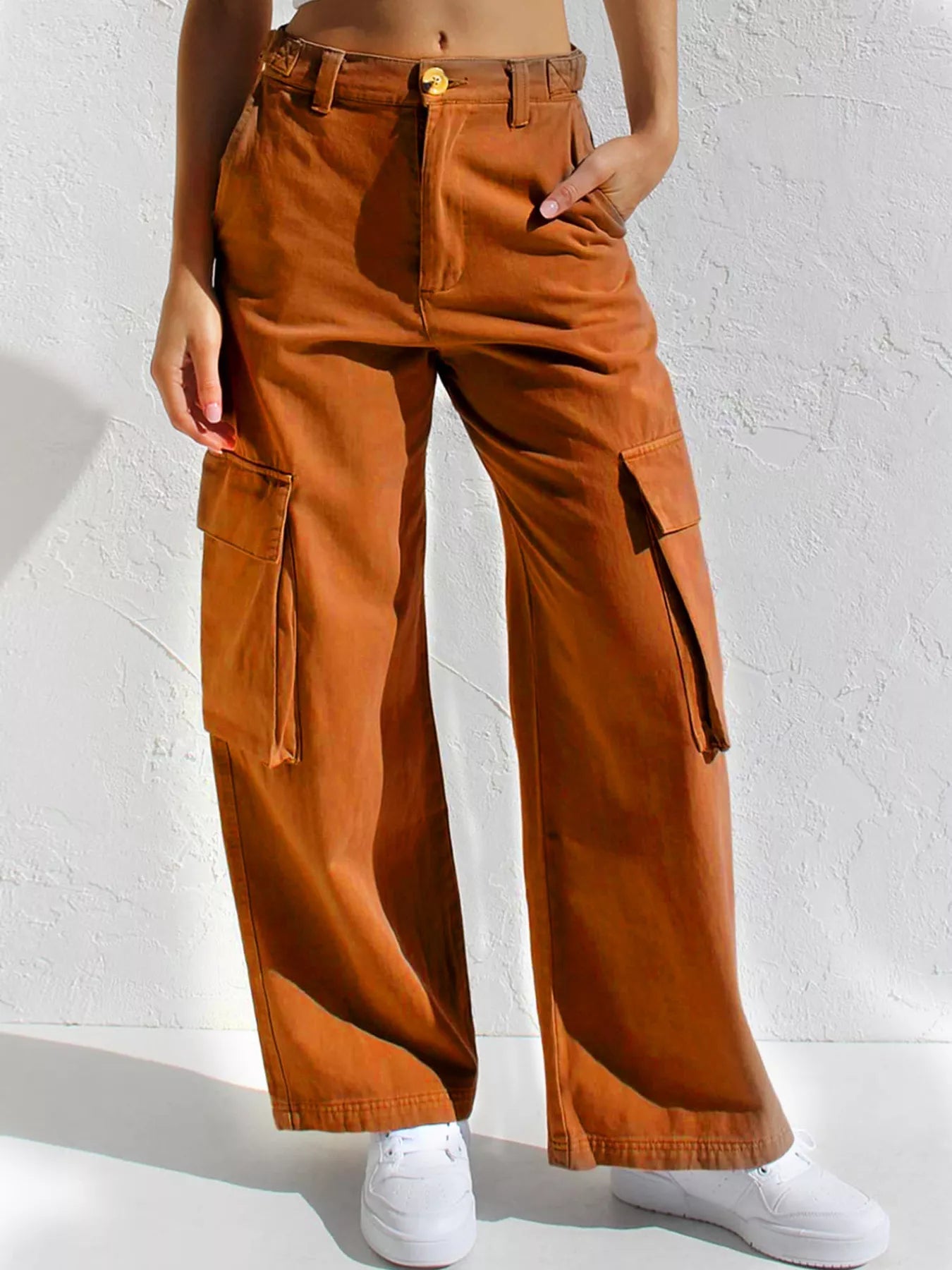 High-Waisted Wide Leg Cargo Jeans - Lara Moda