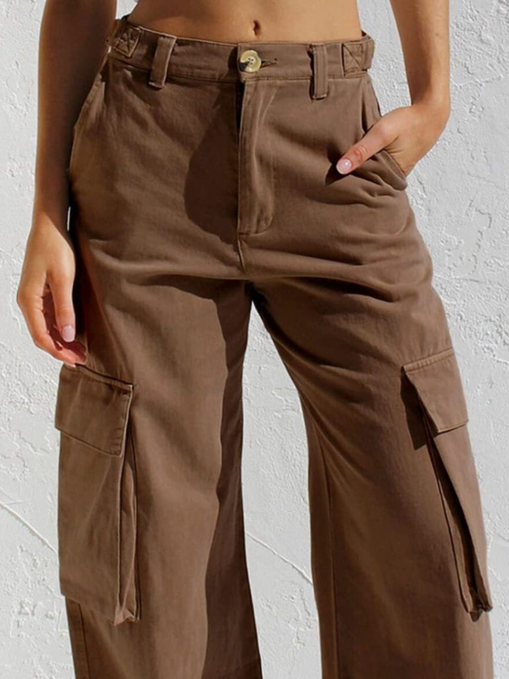 High-Waisted Wide Leg Cargo Jeans - Lara Moda
