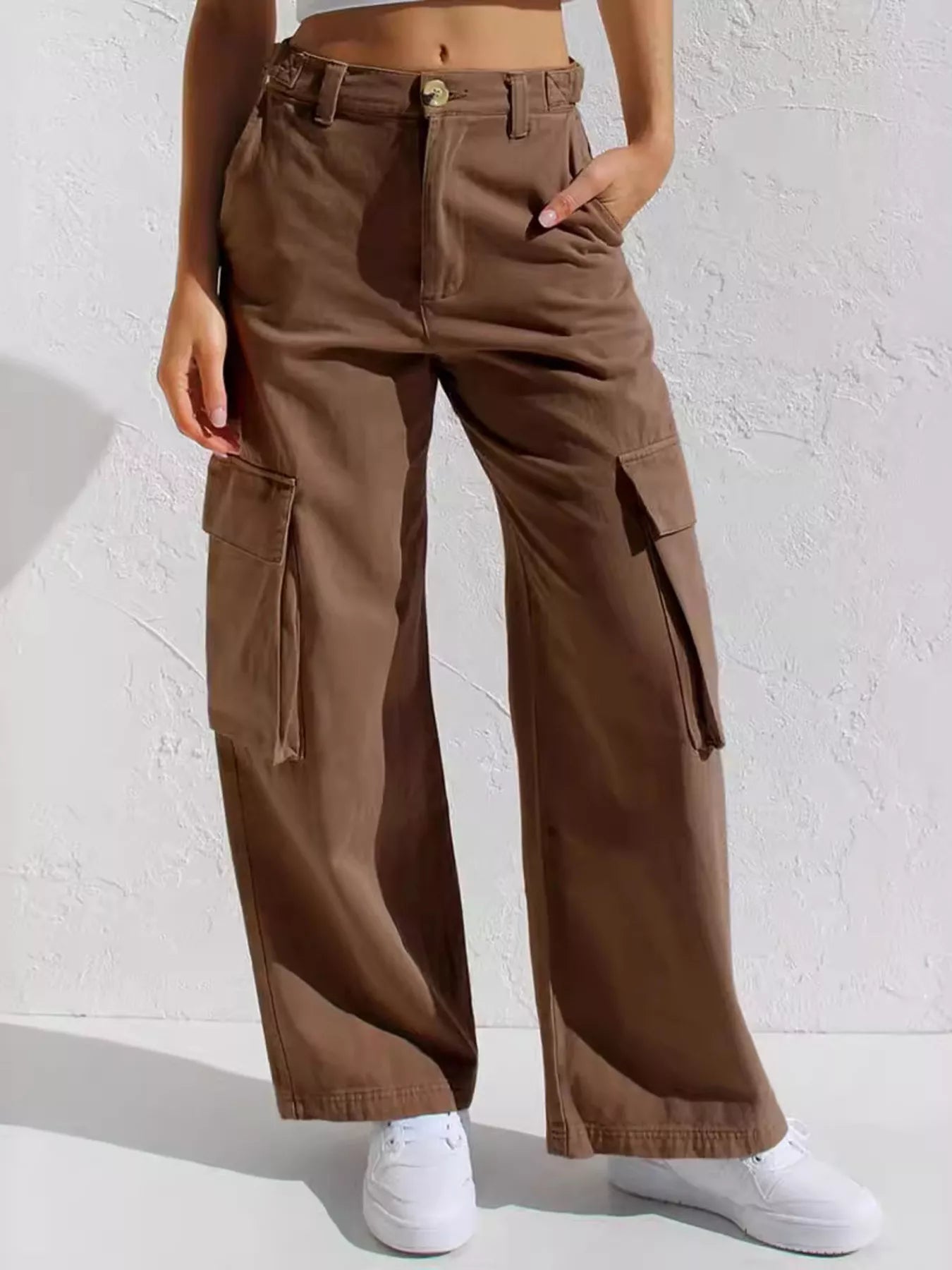 High-Waisted Wide Leg Cargo Jeans - Lara Moda