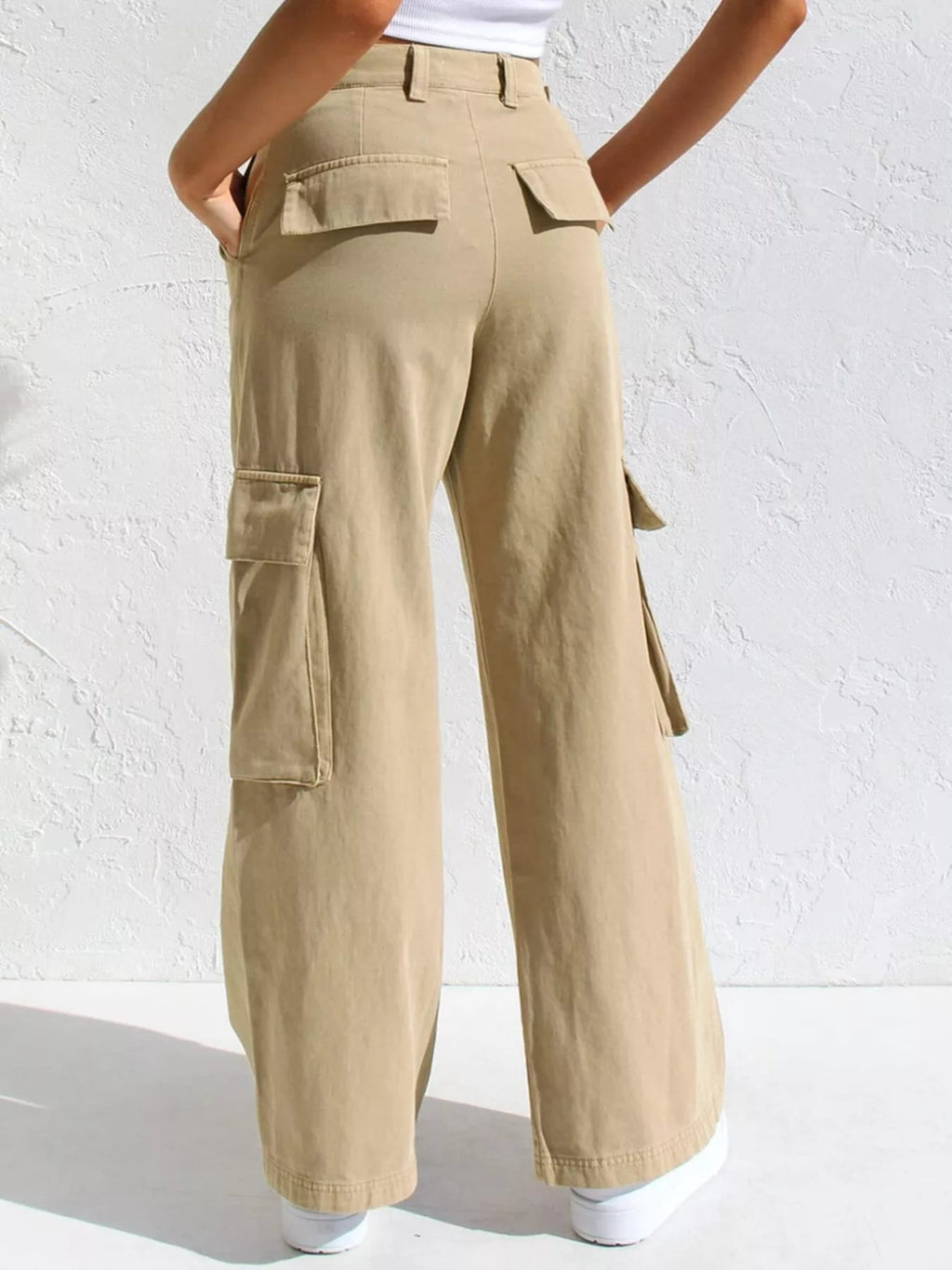 High-Waisted Wide Leg Cargo Jeans - Lara Moda