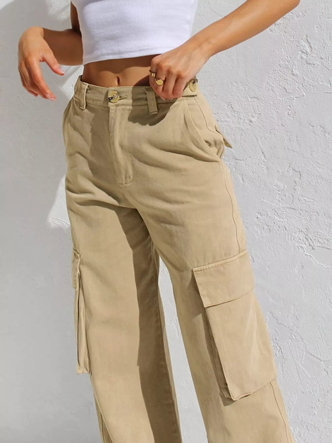 High-Waisted Wide Leg Cargo Jeans - Lara Moda
