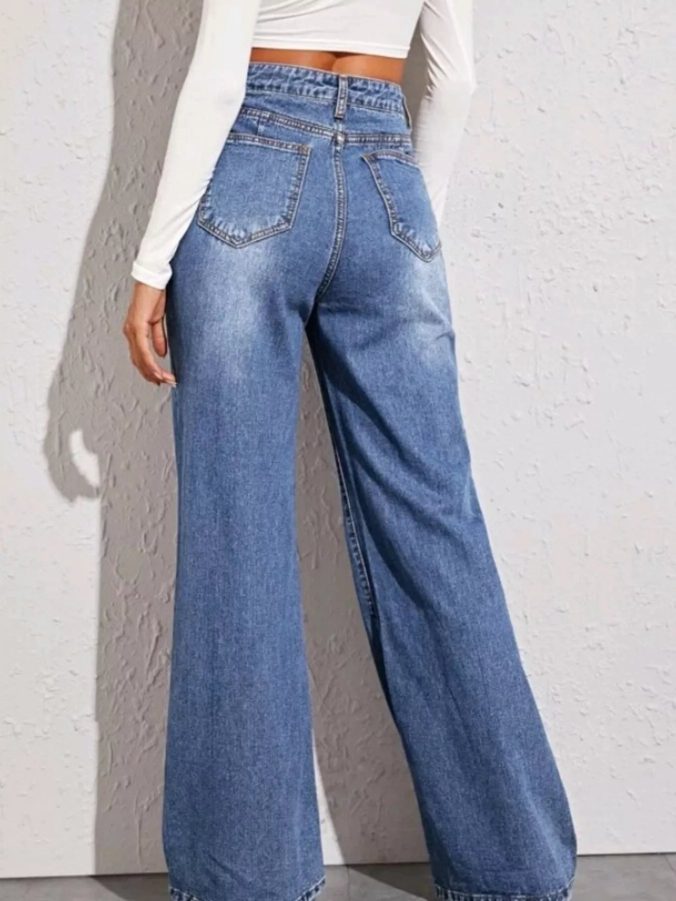 High-Waisted Wide Leg Jeans - Lara Moda