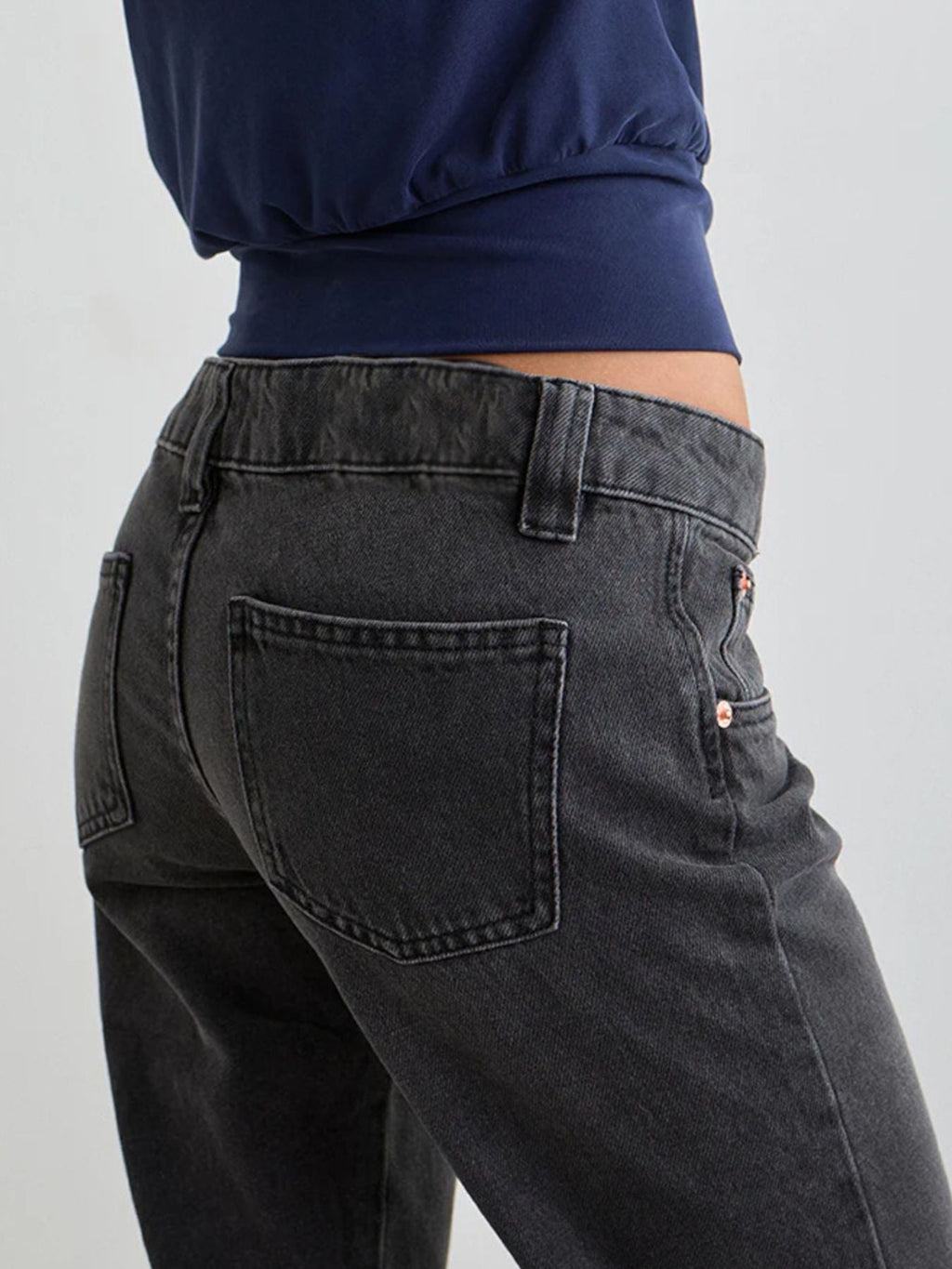 Low Rise Flare Leg Jeans - Lara Moda