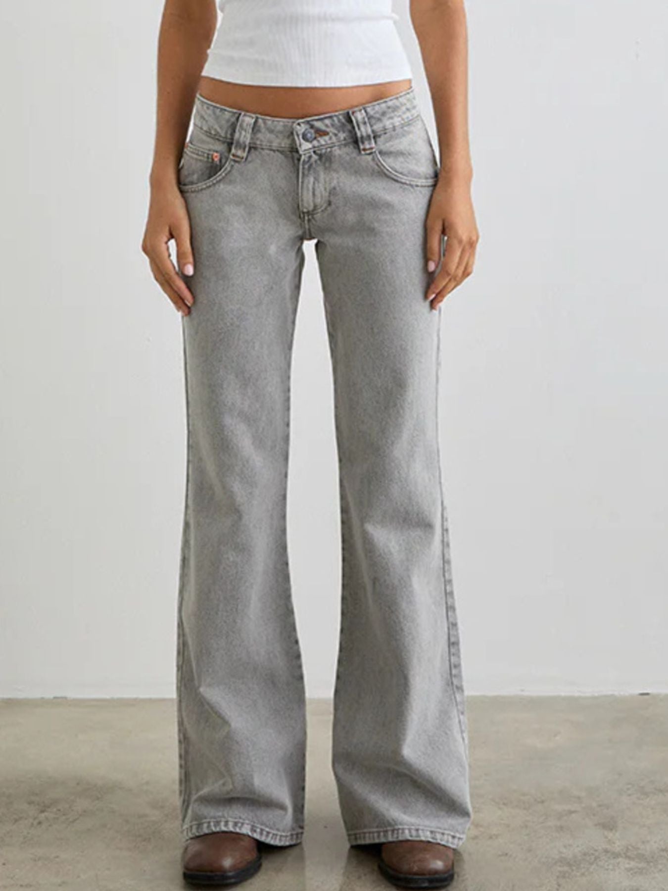 Low Rise Flare Leg Jeans - Lara Moda