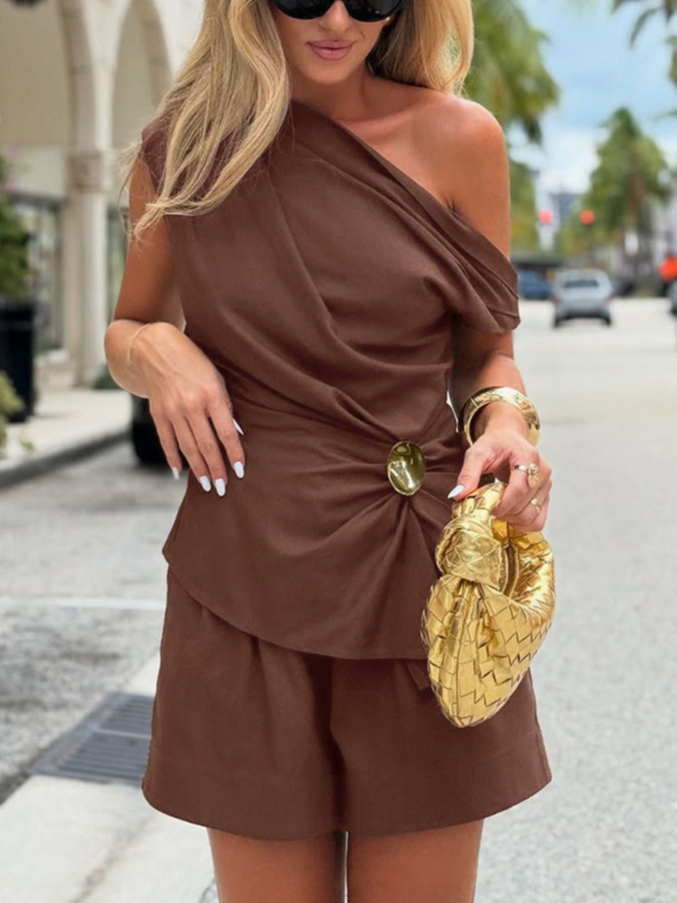One-Shoulder Top and Shorts Set - Lara Moda