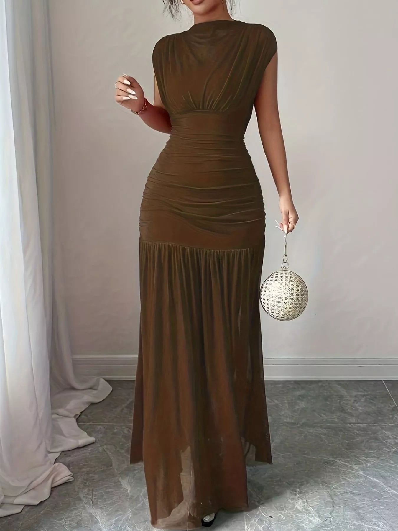Ruched Bodycon Maxi Dress - Lara Moda