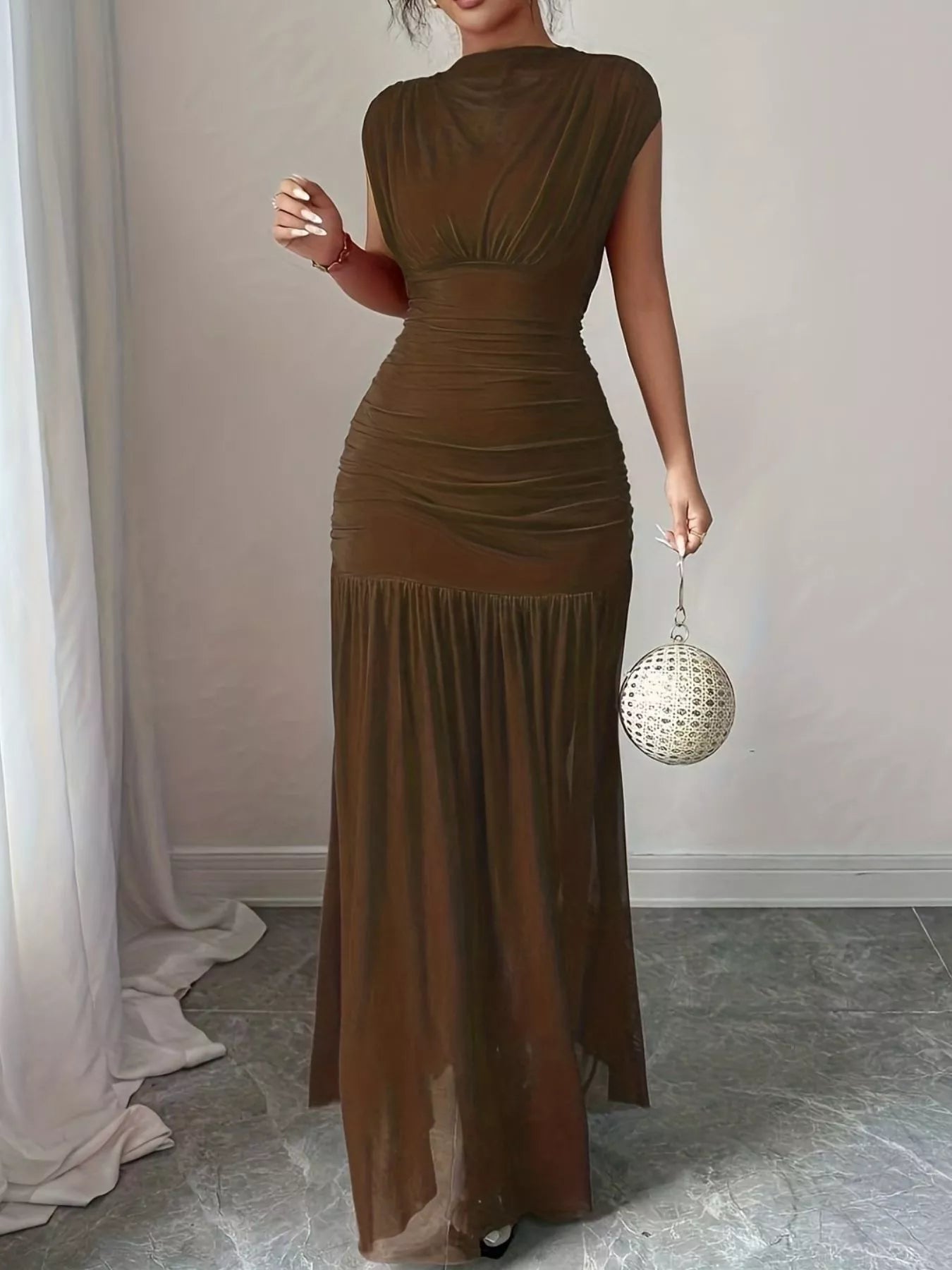 Ruched Bodycon Maxi Dress - Lara Moda