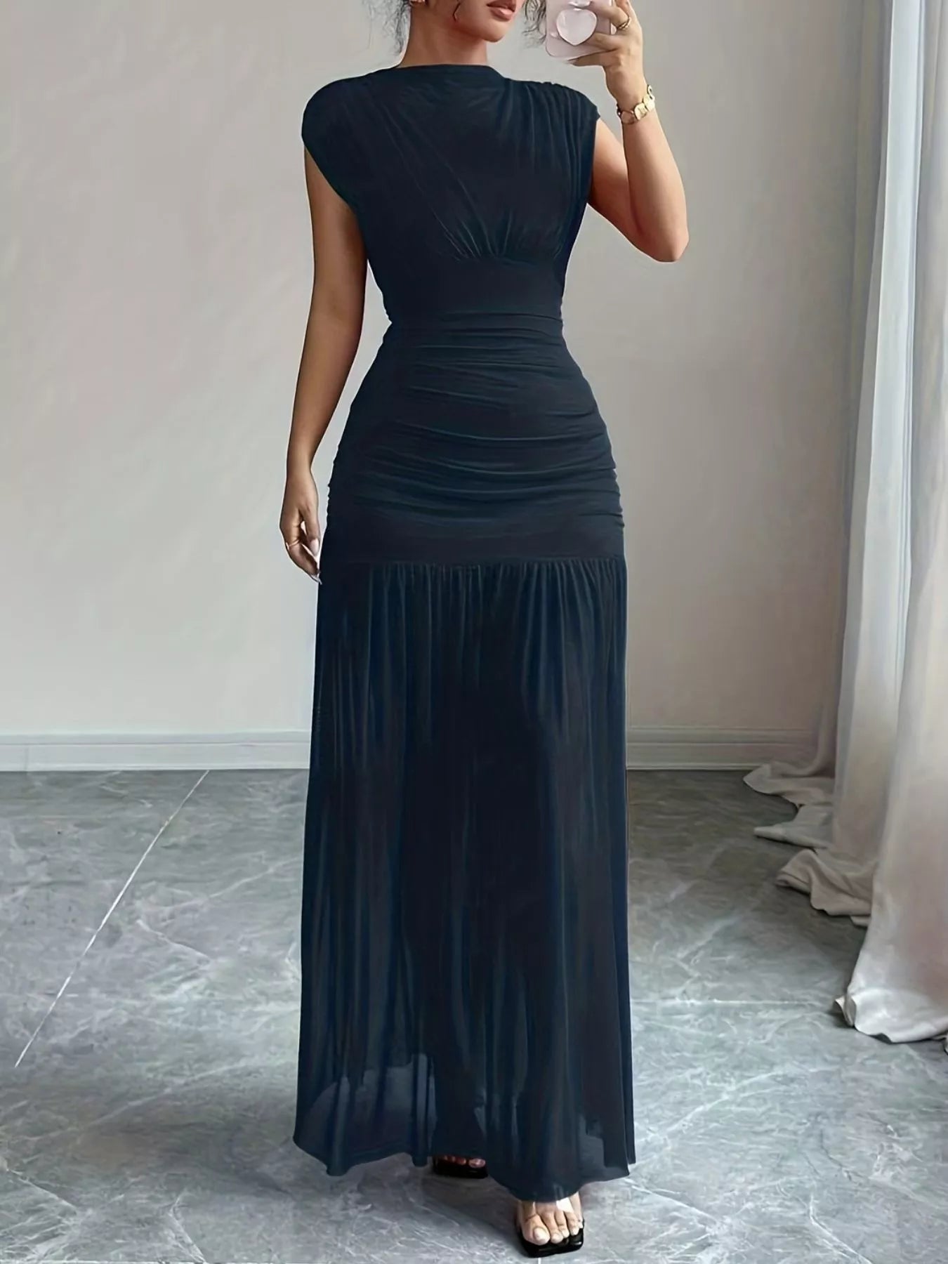 Ruched Bodycon Maxi Dress - Lara Moda