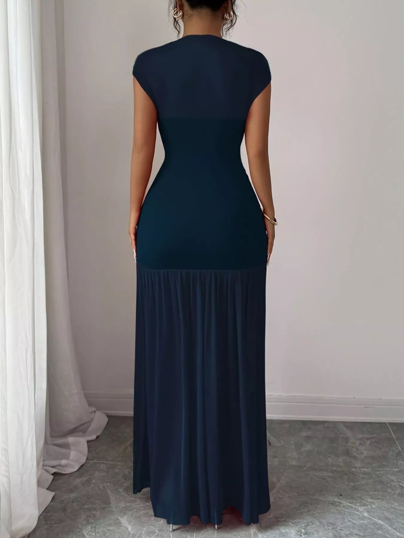 Ruched Bodycon Maxi Dress - Lara Moda