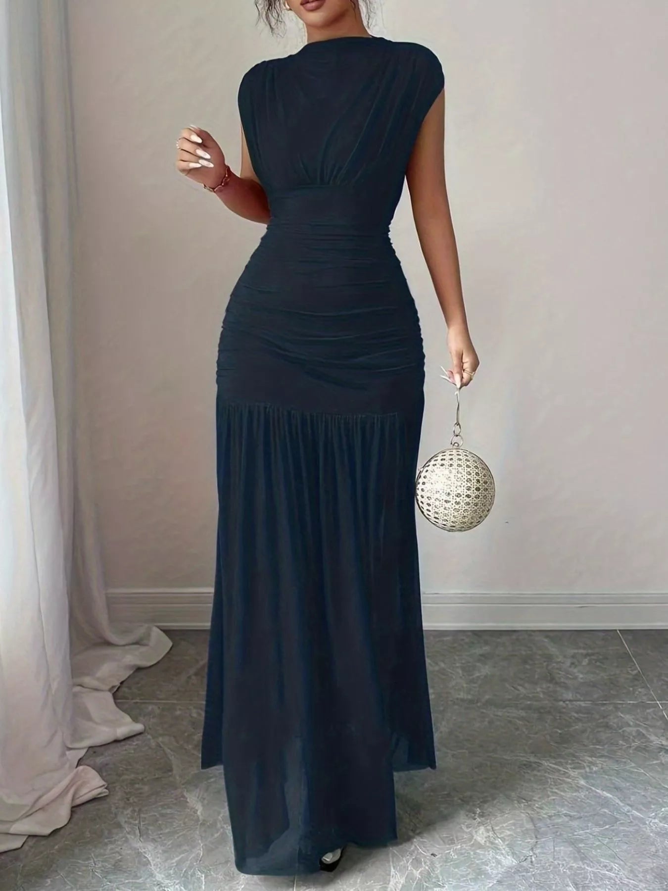 Ruched Bodycon Maxi Dress - Lara Moda