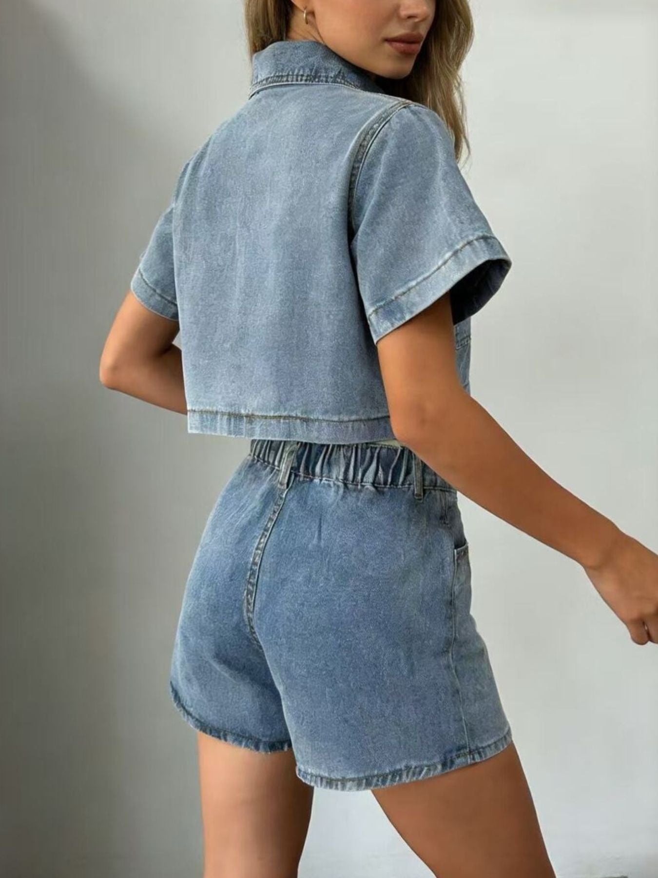 Short Sleeve Cropped Top and Skort Denim Set - Lara Moda