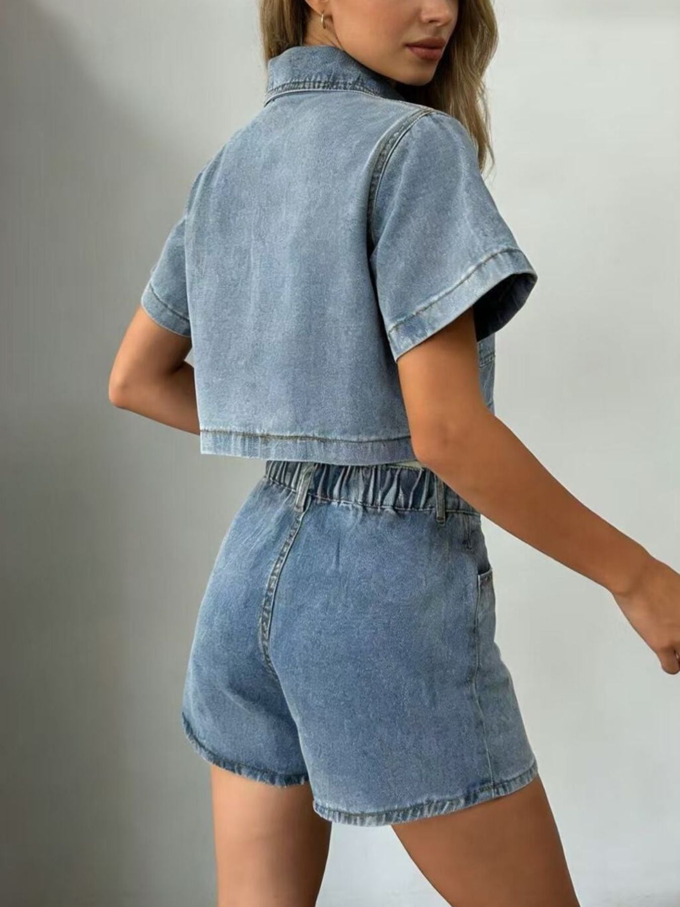 Short Sleeve Cropped Top and Skort Denim Set - Lara Moda