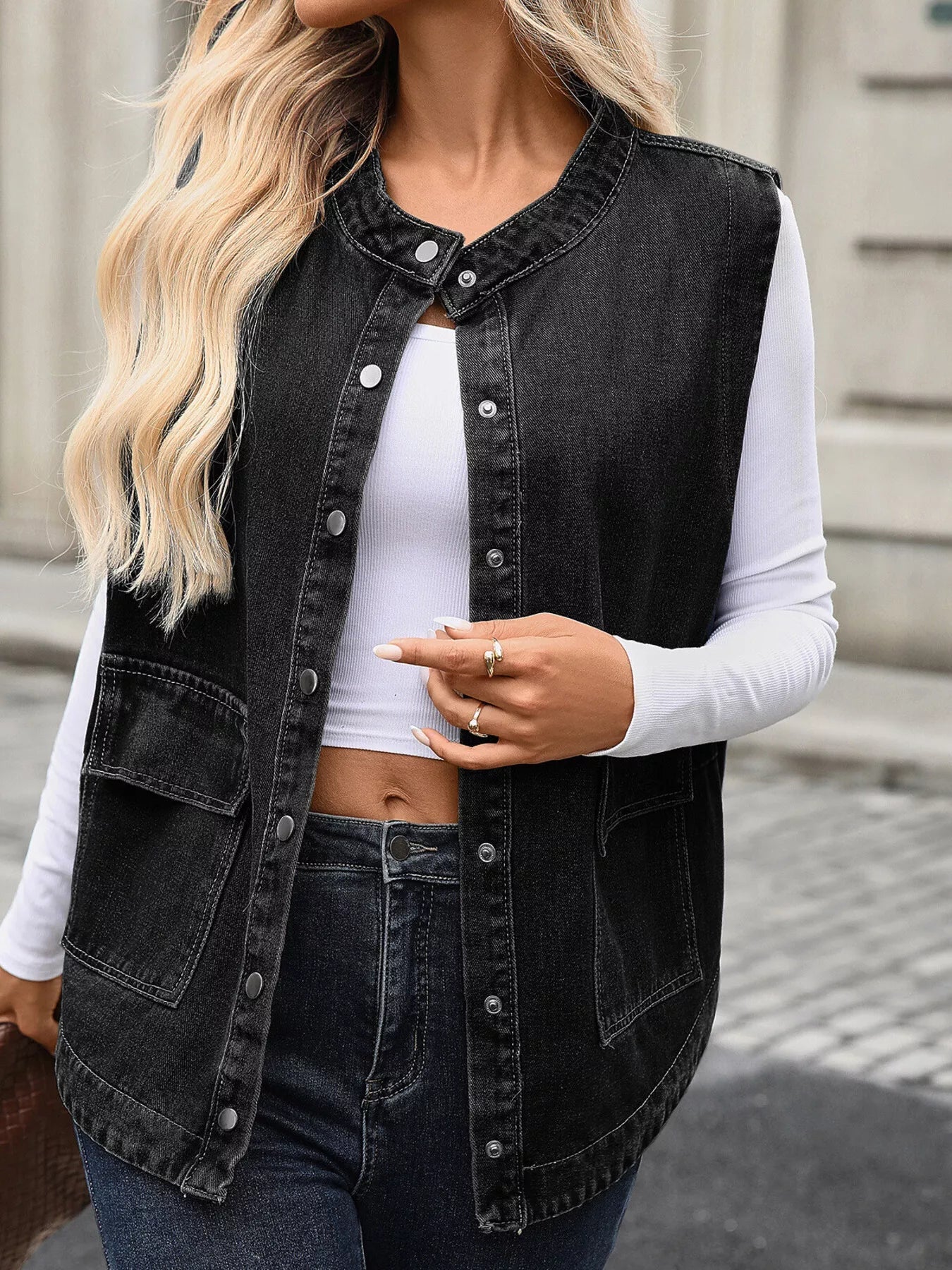 Snap Down Sleeveless Denim Jacket - Lara Moda