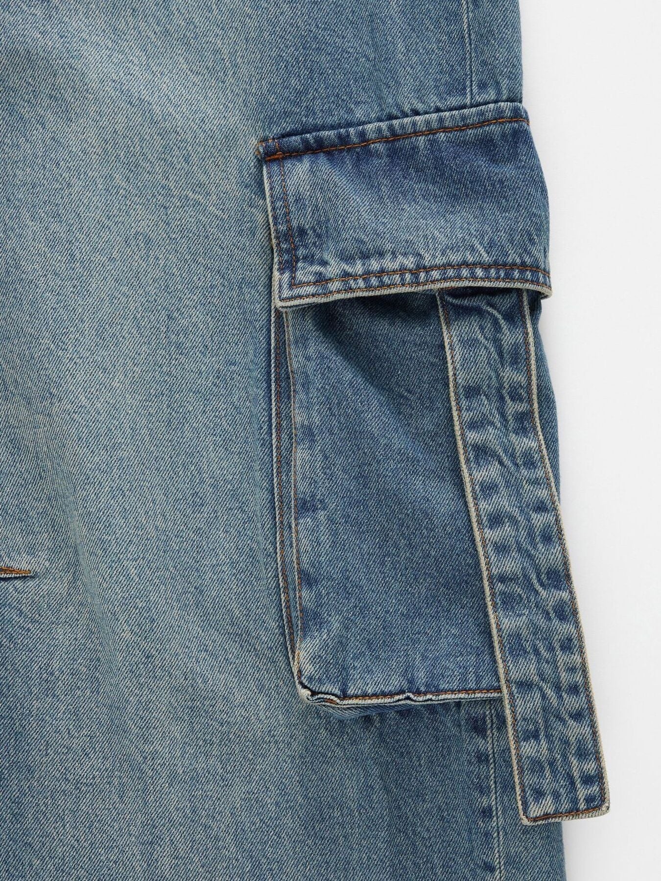 Vintage Wash Wide Leg Cargo Jeans - Lara Moda