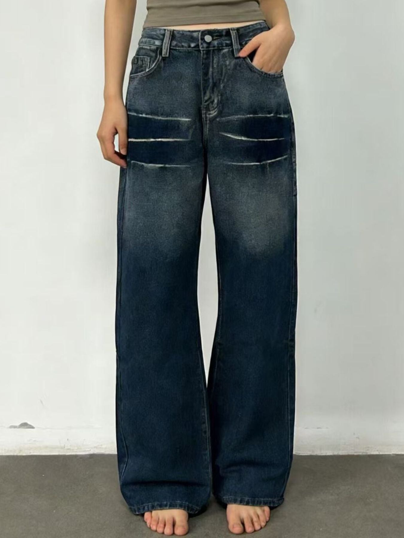 Washed Wide Leg Jeans - Lara Moda