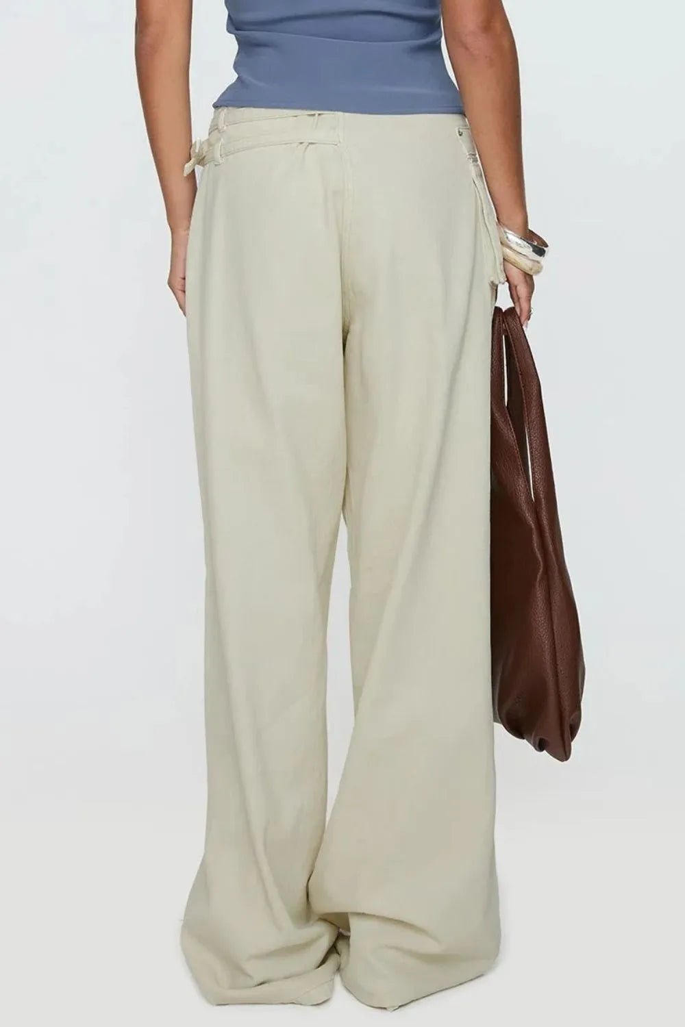 Wide Leg Jeans with Pockets - Lara Moda