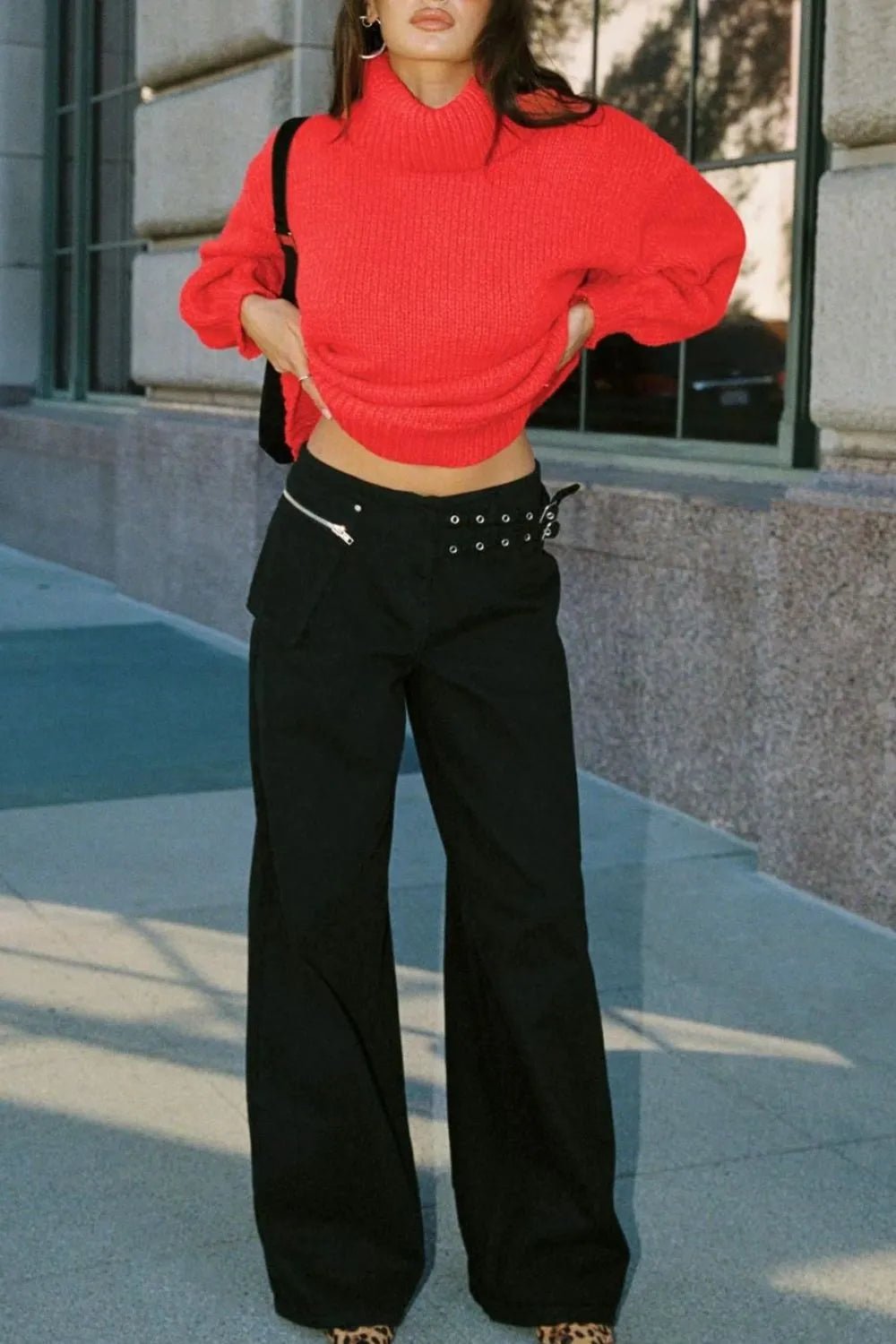 Wide Leg Jeans with Pockets - Lara Moda